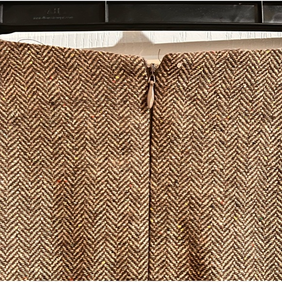 Vintage View Collection Y2K Skirt - Picture 3 of 5